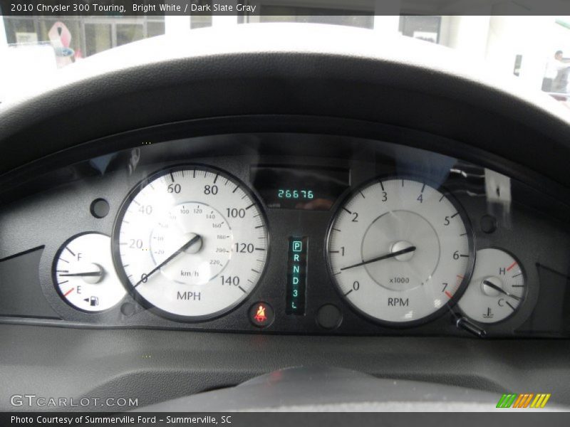 Bright White / Dark Slate Gray 2010 Chrysler 300 Touring