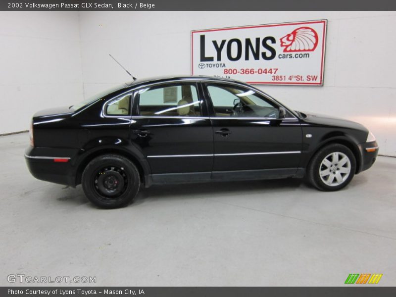 Black / Beige 2002 Volkswagen Passat GLX Sedan