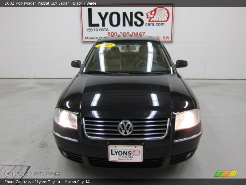 Black / Beige 2002 Volkswagen Passat GLX Sedan