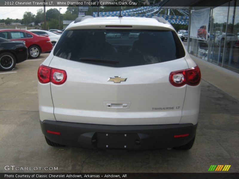 White Diamond Tricoat / Cashmere/Dark Gray 2012 Chevrolet Traverse LT