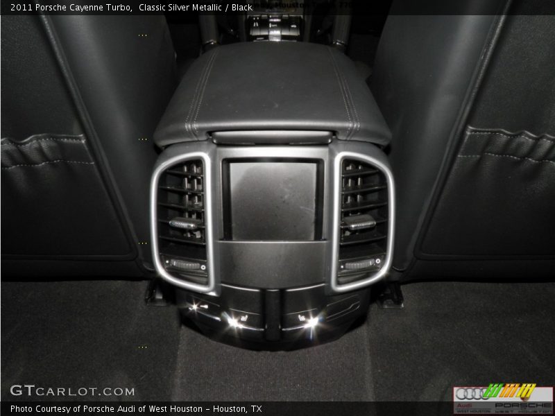 Classic Silver Metallic / Black 2011 Porsche Cayenne Turbo