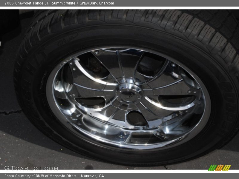Summit White / Gray/Dark Charcoal 2005 Chevrolet Tahoe LT