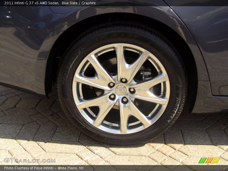  2011 G 37 xS AWD Sedan Wheel