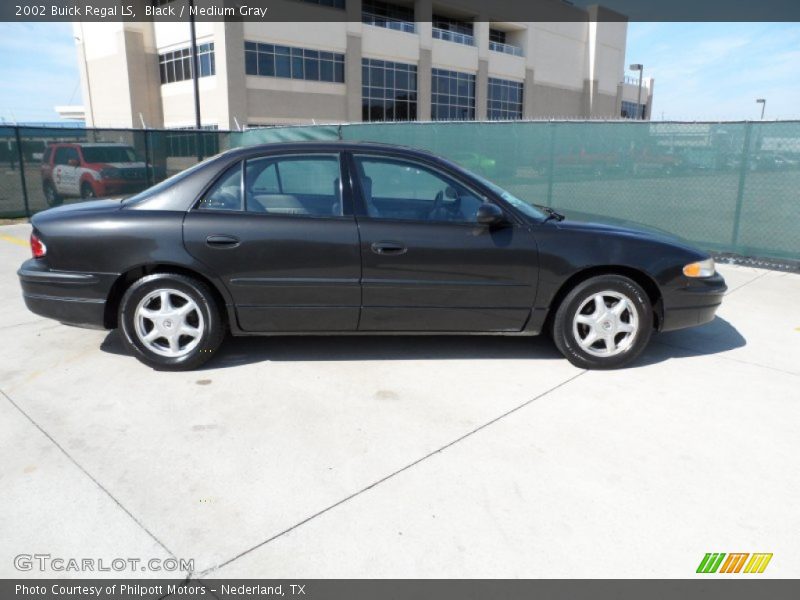 Black / Medium Gray 2002 Buick Regal LS