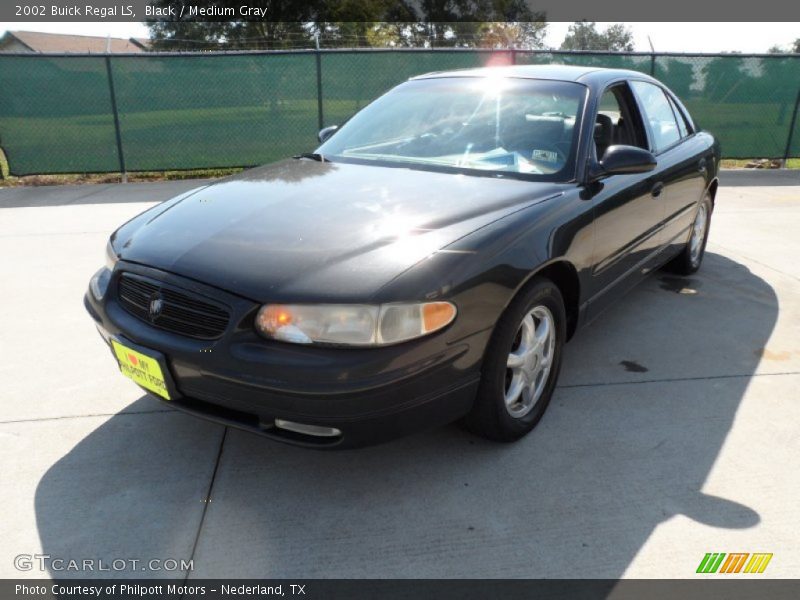 Black / Medium Gray 2002 Buick Regal LS