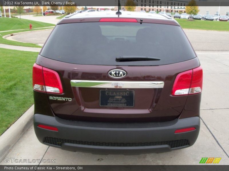 Dark Cherry / Beige 2012 Kia Sorento LX