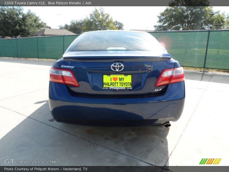 Blue Ribbon Metallic / Ash 2009 Toyota Camry XLE