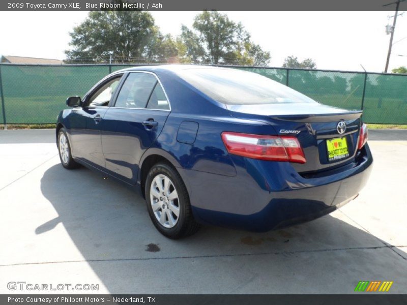 Blue Ribbon Metallic / Ash 2009 Toyota Camry XLE