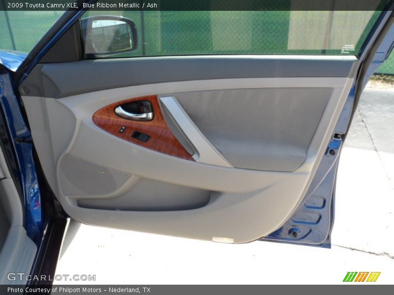 Blue Ribbon Metallic / Ash 2009 Toyota Camry XLE
