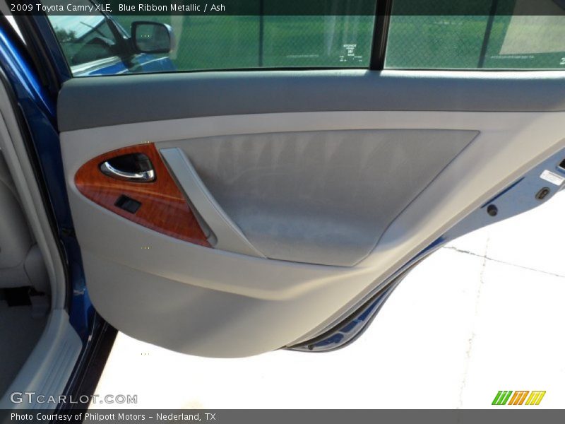Blue Ribbon Metallic / Ash 2009 Toyota Camry XLE