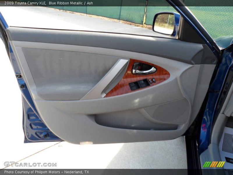 Blue Ribbon Metallic / Ash 2009 Toyota Camry XLE