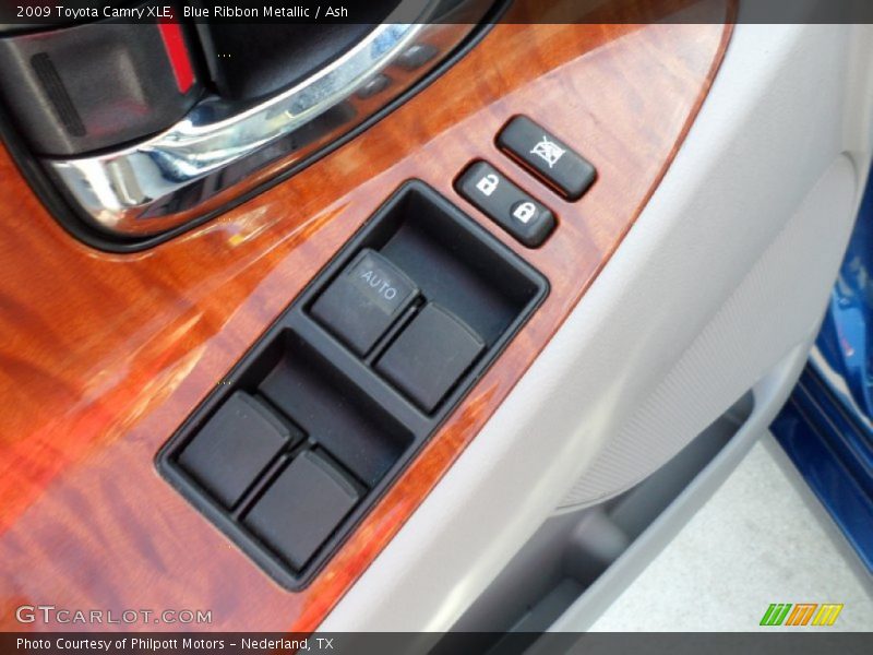 Blue Ribbon Metallic / Ash 2009 Toyota Camry XLE