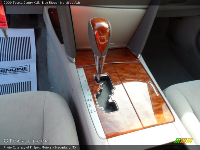 Blue Ribbon Metallic / Ash 2009 Toyota Camry XLE