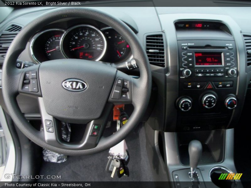Bright Silver / Black 2012 Kia Sorento LX