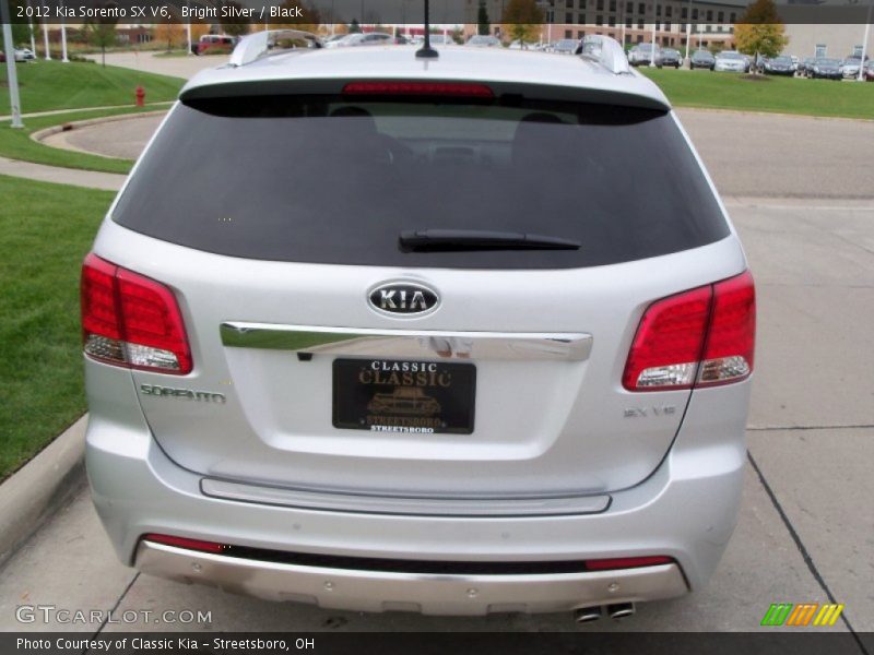 Bright Silver / Black 2012 Kia Sorento SX V6