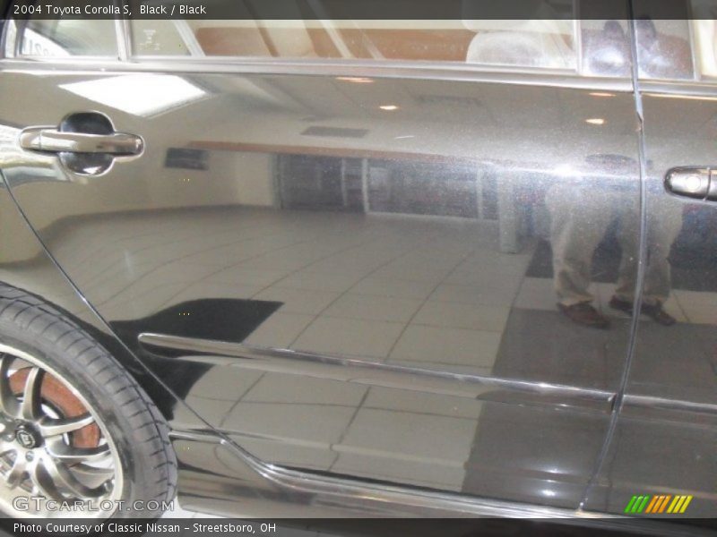 Black / Black 2004 Toyota Corolla S