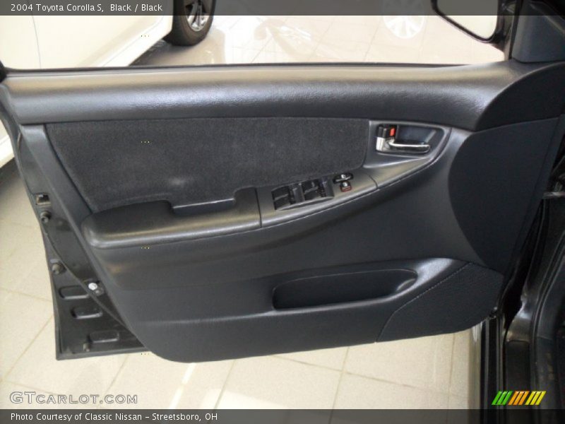 Black / Black 2004 Toyota Corolla S