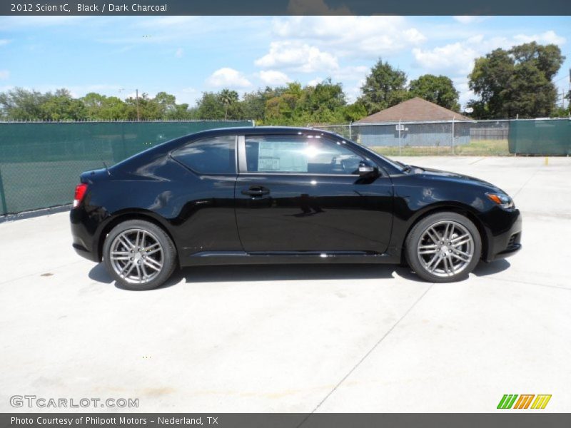  2012 tC  Black