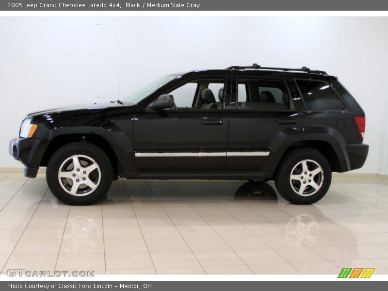 Black / Medium Slate Gray 2005 Jeep Grand Cherokee Laredo 4x4