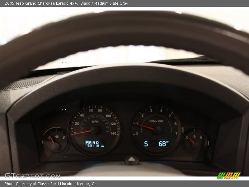 Black / Medium Slate Gray 2005 Jeep Grand Cherokee Laredo 4x4