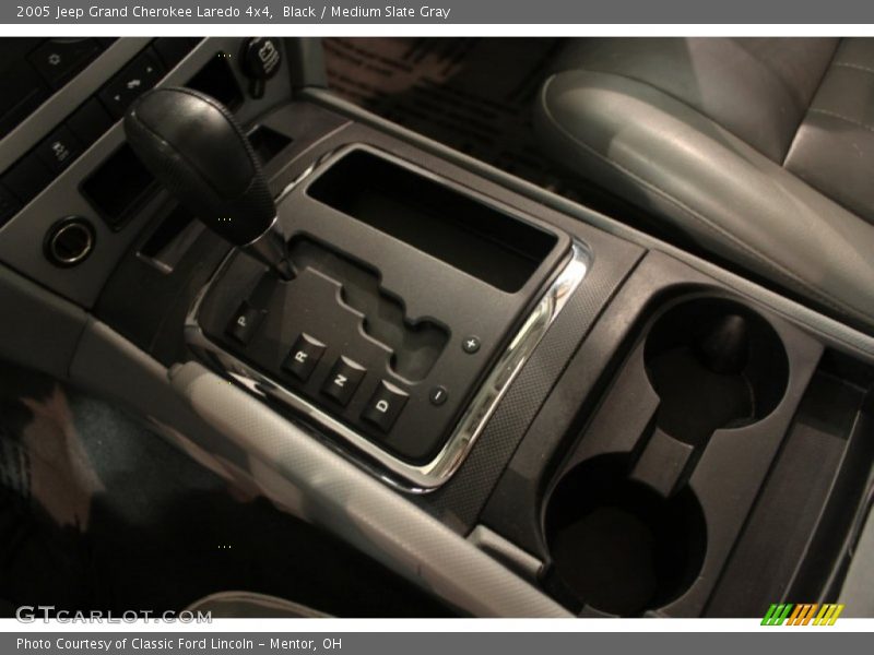 Black / Medium Slate Gray 2005 Jeep Grand Cherokee Laredo 4x4