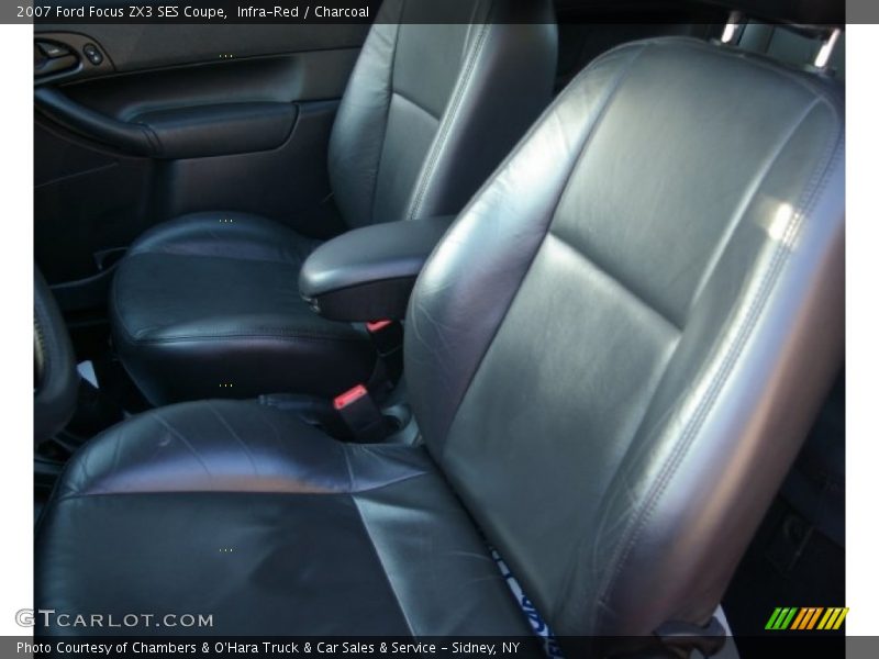 Infra-Red / Charcoal 2007 Ford Focus ZX3 SES Coupe