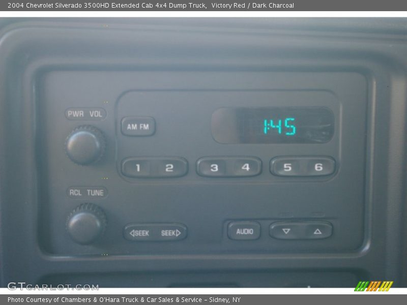 Audio System of 2004 Silverado 3500HD Extended Cab 4x4 Dump Truck