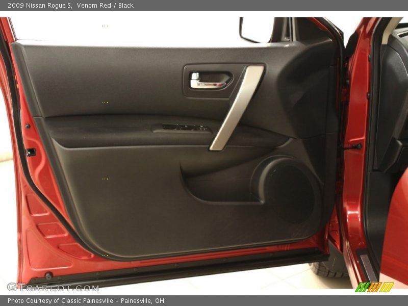 Venom Red / Black 2009 Nissan Rogue S