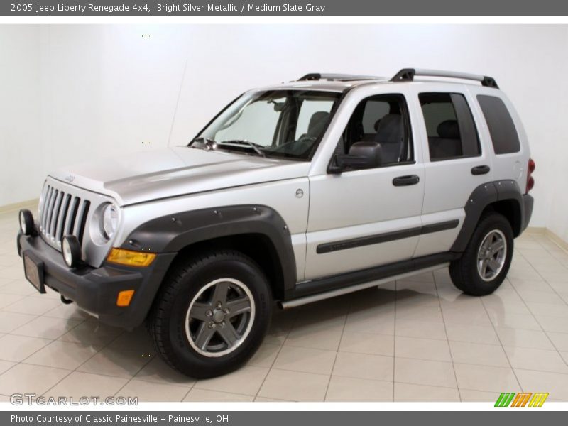 Bright Silver Metallic / Medium Slate Gray 2005 Jeep Liberty Renegade 4x4