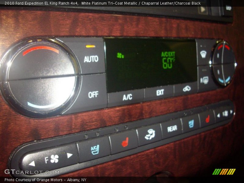 White Platinum Tri-Coat Metallic / Chaparral Leather/Charcoal Black 2010 Ford Expedition EL King Ranch 4x4