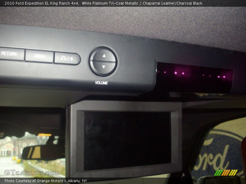 White Platinum Tri-Coat Metallic / Chaparral Leather/Charcoal Black 2010 Ford Expedition EL King Ranch 4x4