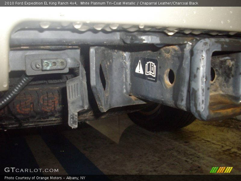 White Platinum Tri-Coat Metallic / Chaparral Leather/Charcoal Black 2010 Ford Expedition EL King Ranch 4x4