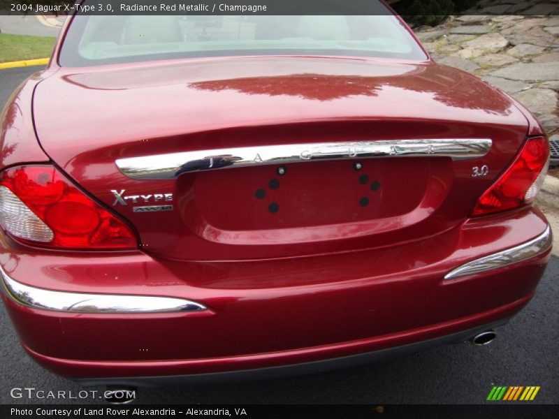 Radiance Red Metallic / Champagne 2004 Jaguar X-Type 3.0