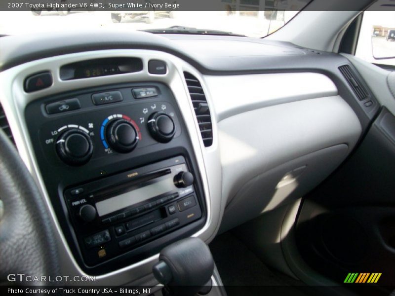 Super White / Ivory Beige 2007 Toyota Highlander V6 4WD