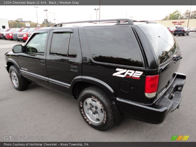 Black / Medium Gray 2004 Chevrolet Blazer LS 4x4