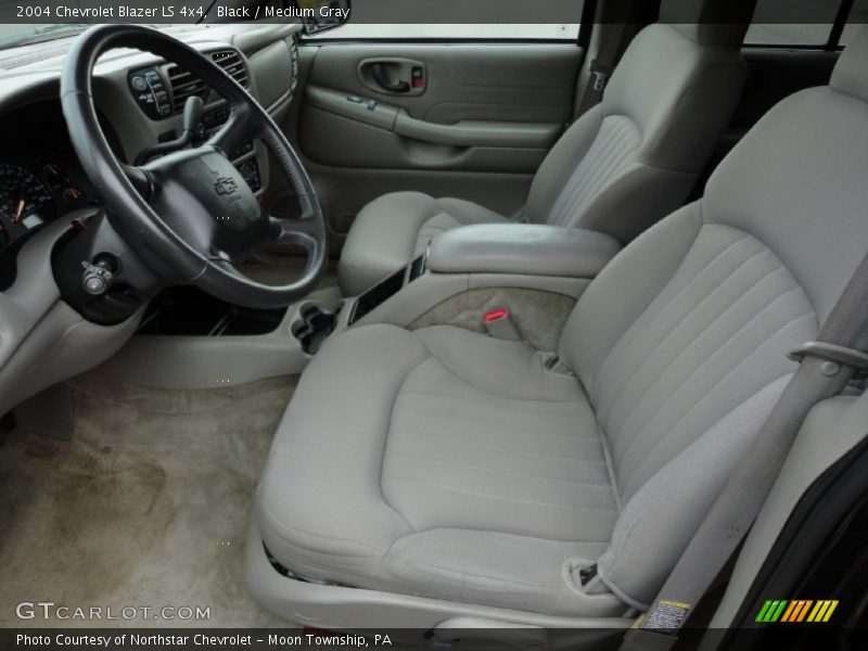 Black / Medium Gray 2004 Chevrolet Blazer LS 4x4