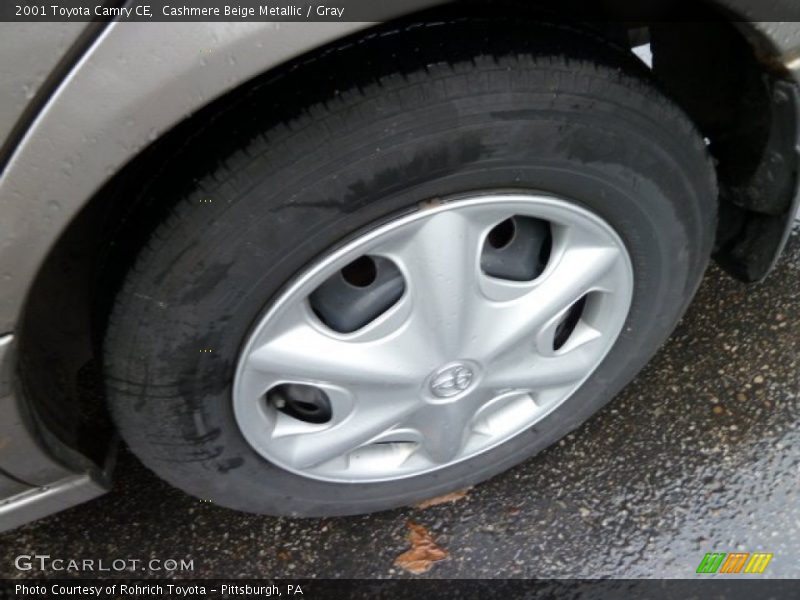 Cashmere Beige Metallic / Gray 2001 Toyota Camry CE
