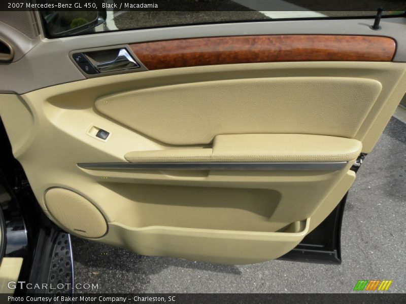 Black / Macadamia 2007 Mercedes-Benz GL 450