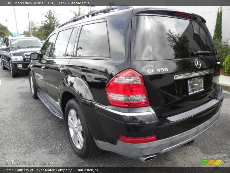 Black / Macadamia 2007 Mercedes-Benz GL 450