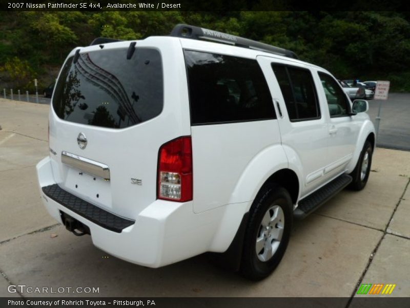 Avalanche White / Desert 2007 Nissan Pathfinder SE 4x4
