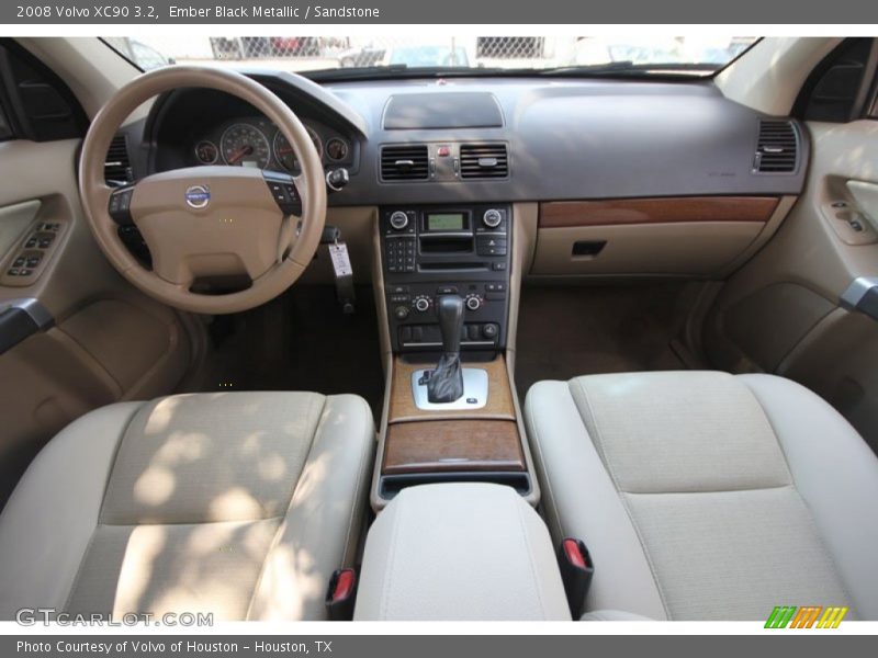 Dashboard of 2008 XC90 3.2