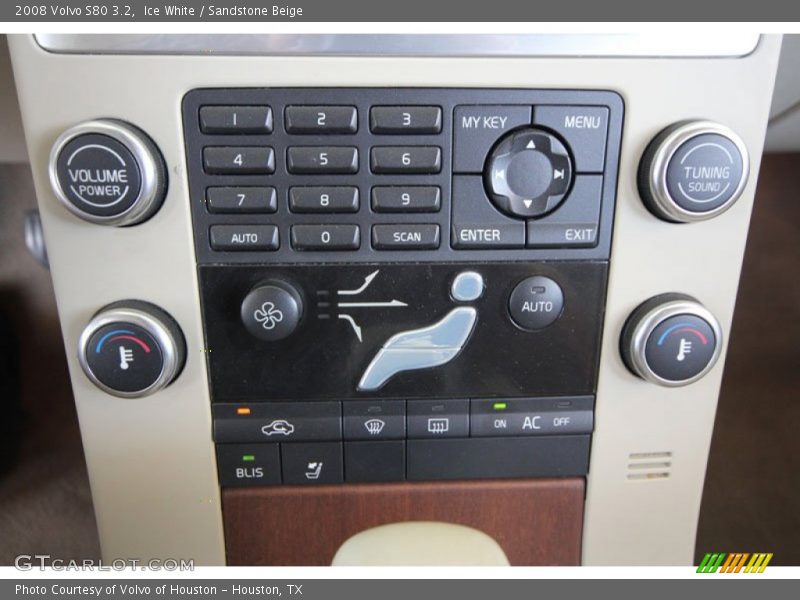Ice White / Sandstone Beige 2008 Volvo S80 3.2