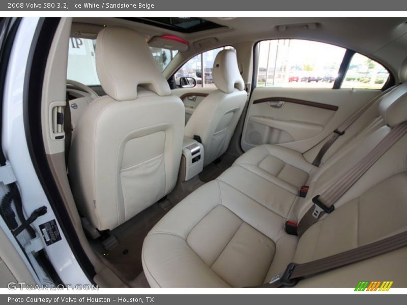 Ice White / Sandstone Beige 2008 Volvo S80 3.2