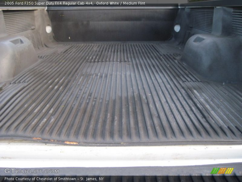 Oxford White / Medium Flint 2005 Ford F350 Super Duty FX4 Regular Cab 4x4