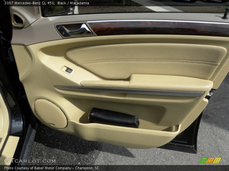 Black / Macadamia 2007 Mercedes-Benz GL 450