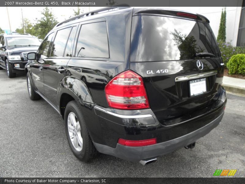 Black / Macadamia 2007 Mercedes-Benz GL 450