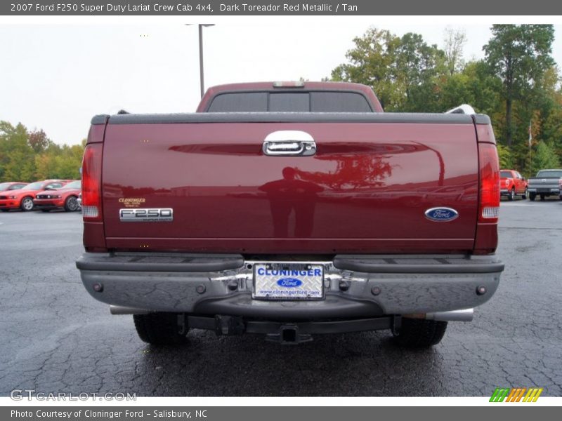 Dark Toreador Red Metallic / Tan 2007 Ford F250 Super Duty Lariat Crew Cab 4x4