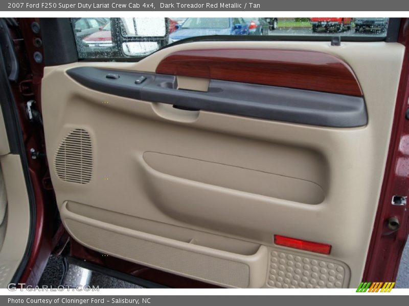 Dark Toreador Red Metallic / Tan 2007 Ford F250 Super Duty Lariat Crew Cab 4x4