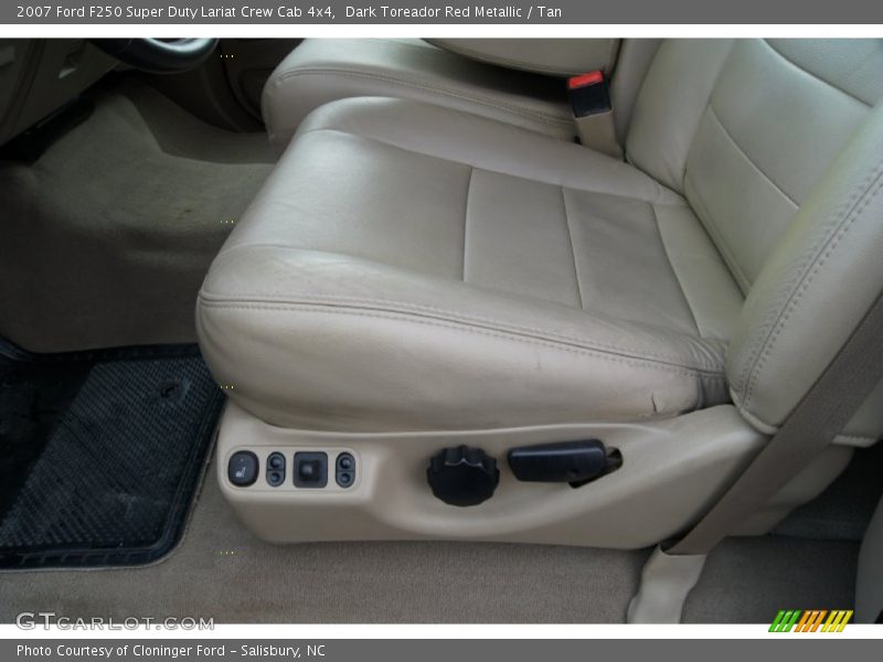 Dark Toreador Red Metallic / Tan 2007 Ford F250 Super Duty Lariat Crew Cab 4x4