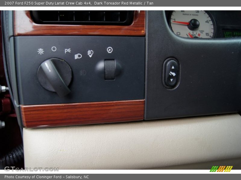 Dark Toreador Red Metallic / Tan 2007 Ford F250 Super Duty Lariat Crew Cab 4x4